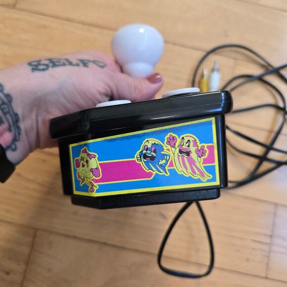 vintage 90's | Namco Ms. Pac Man Plug & Play Retro TV Arcade Video Game - Picture 5 of 8